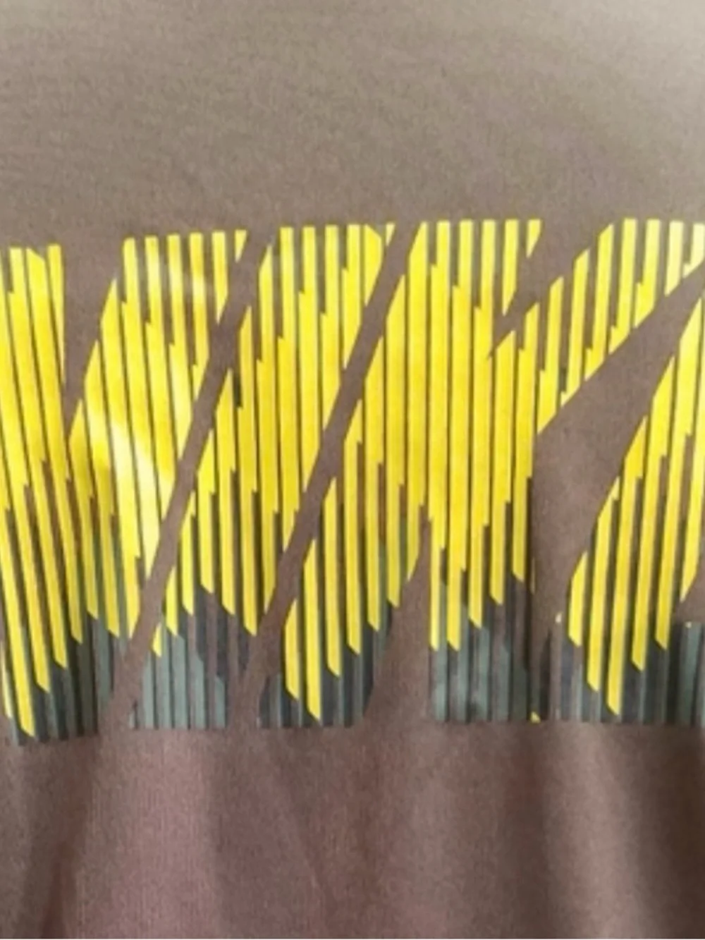 Nike Dri Fit Long Sleeve Performance Tee in Dark Gray Yellow Logo size 10 boy